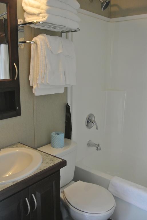 Sherkston Shores Beach Resort Port Colborne Phòng bức ảnh
